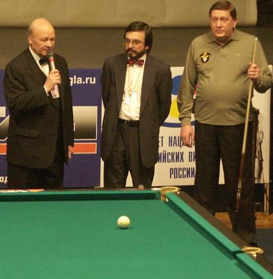 Николай Сараев слева, Дмитрий Матвеев в центре, Юрий Пантелев справа